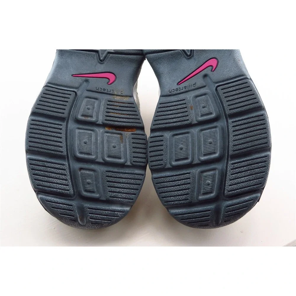 Nike Silver‎ Synthetic Athletic Toddler Girl 6 Size